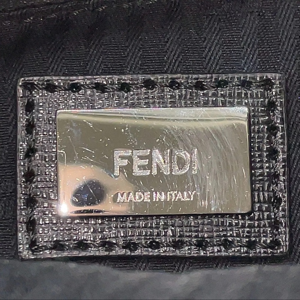 EUC Fendi Vitello Elite Studded Light Bulb Petite 2Jours Crossbody - Picture 11 of 11